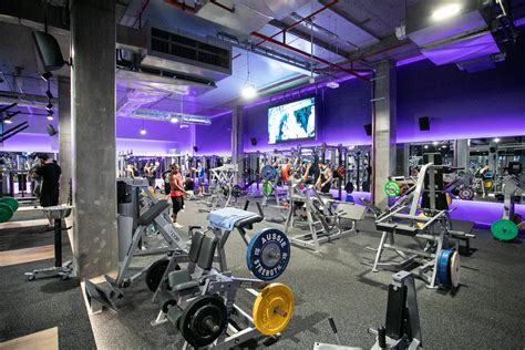 Anytime Fitness Circuit .